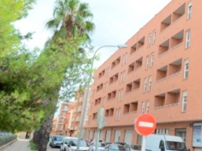 Venta Piso Carlet. Piso de dos habitaciones en Calle Vilanova. 29