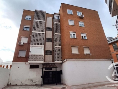 Venta Piso Fuenlabrada. Piso de dos habitaciones en Calle Cuartel. Buen estado tercera planta con terraza