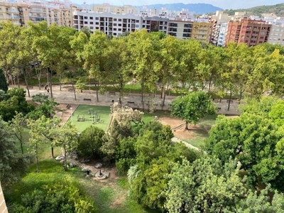 Venta Piso Gandia. Piso de cuatro habitaciones Segunda planta con balcón