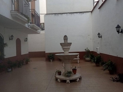 Venta Piso Jaén. Piso de dos habitaciones Primera planta con balcón