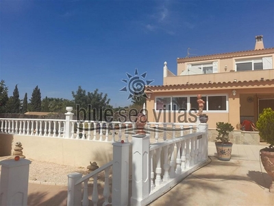 Vera villa en venta