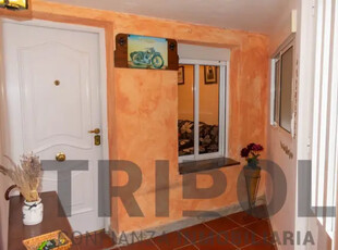 Casa adosada en venta en Calle del Jilguero en Las Flores-San Isidro-Pajarillos por 105,000 €