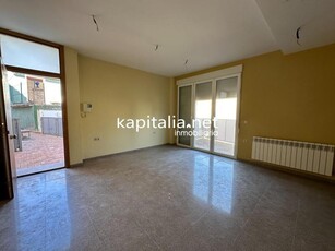 Casa adosada en venta en Castelló de Rugat