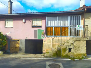 Casa en venta en Ourense en Vilar de Astrés-Palmés-Arrabaldo por 29,000 €