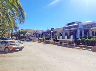 Local en venta en Dénia