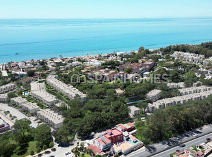 Nuevos adosados cerca de la playa en Marbella Costa del Sol