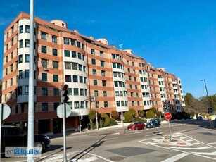 Piso de alquiler en Calle del Doctor Villacian, 6, Parquesol