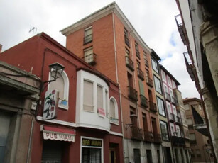 Piso en venta en Calle de Rodríguez Paterna en Casco Antiguo por 35,000 €