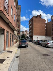 Piso en venta en Calle Principe Valladolid Venta Circular Vadillo