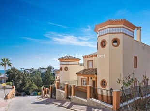 Villa en venta en Mijas