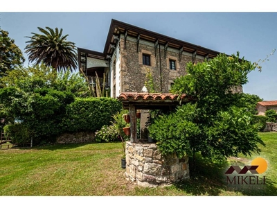Venta Casa unifamiliar en Calle San Vicente de Toranzo Corvera de Toranzo. Buen estado con terraza 1244 m²