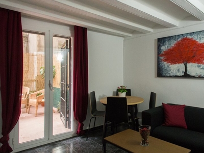Apartamento de 3 dormitorios en El Raval, Barcelona