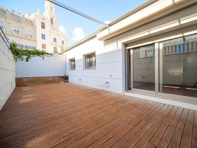 Venta de ático en Sant Francesc de 2 habitaciones con terraza y garaje