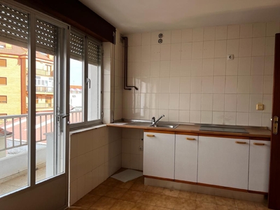 Venta de piso con terraza en La Bañeza