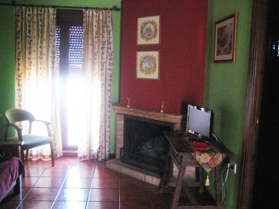 Venta de piso en Segura de la Sierra de 2 habitaciones con terraza y aire acondicionado