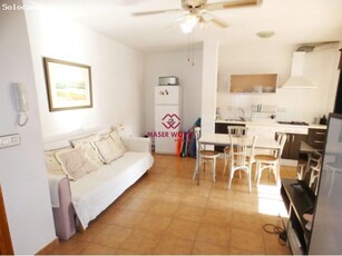 Apartamento en venta en Isla Plana, andando playas!