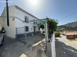 Casa en Arroyo coche (Almogía)