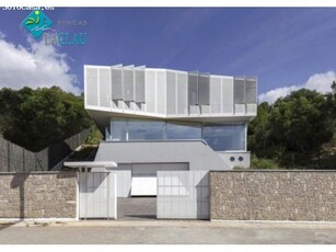 Espectacular vivienda de diseño situada en un entorno privilegiado junto al mar