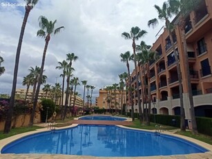 Magnífico apartamento con excelente ubicación y vista al mar.