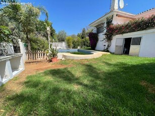 TORREBLANCA - VILLA CON 1300 M2 DE PARCELA, 2 dormitos, 1 baño, 2 aseos- PISNA PIVADA TERRAZA