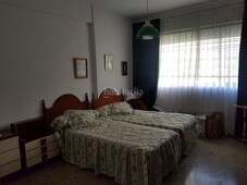 Apartamento con 3 habitaciones con ascensor y aire acondicionado en Fuengirola