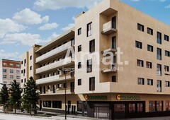 Ático con 2 habitaciones con ascensor, calefacción y aire acondicionado en Sant Feliu de Llobregat