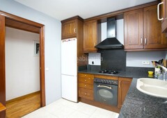 Piso con 4 habitaciones con ascensor y aire acondicionado en Hospitalet de Llobregat (L´)