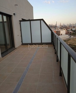 Alquiler ático con 3 habitaciones con ascensor y aire acondicionado en Valencia