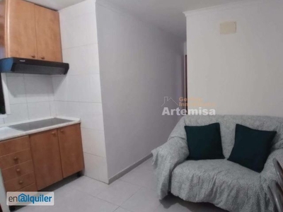 Alquiler de piso amueblado de 1 dormitorio en Esteiro, Ferrol