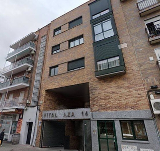 Alquiler de piso con terraza en Pueblo Nuevo (Madrid)