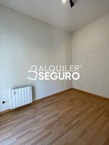 Alquiler piso c/ virtudes en Almagro Madrid