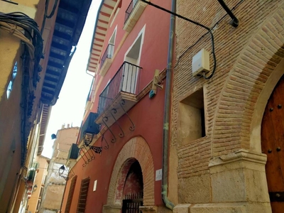 Alquiler Piso Calatayud. Piso de una habitación en Gotor. Primera planta