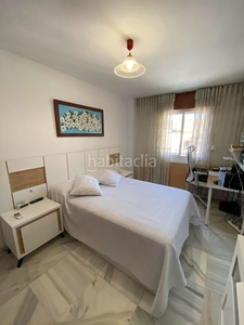 Apartamento se vende extraordinario piso de 4 habitaciones y azotea en san josé - ciudad jardín () en Málaga