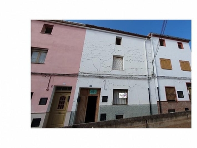 Casa adosada en venta en Ayora