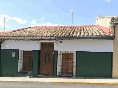 Casa adosada en venta en Pinoso