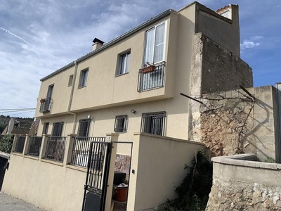 Casa adosada en venta en Zarra