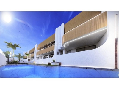 Casa residencial de apartamentos de obre nueva en lo pagan en San Pedro del Pinatar