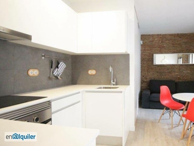 Gran apartamento de 1 dormitorio en alquiler en La Barceloneta