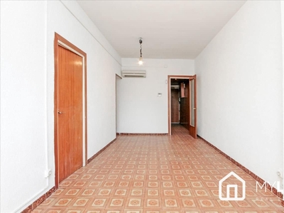 Piso en venta en Sant Andreu de Palomar, Barcelona ciudad, Barcelona