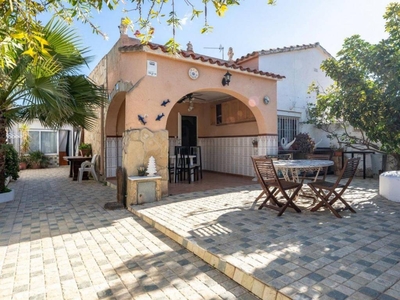 Venta Casa unifamiliar Cambrils. Con terraza 98 m²