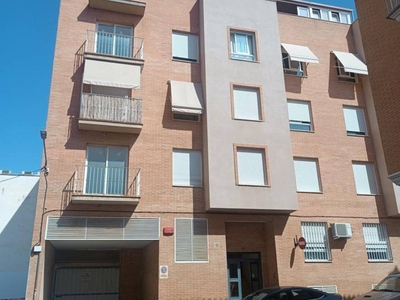 Venta Piso Riba-roja de Túria. Piso de tres habitaciones en Carrer Cronista Cerveró. Primera planta con balcón