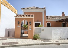 Adosada en Venta en Benahavis M?laga