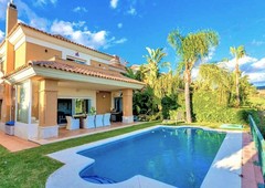 Adosada en Venta en Marbella M?laga