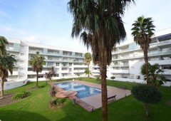 Apartment with communal pool and parking