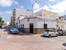 Casa-Chalet en Venta en San Bartolome De Tirajana Las Palmas