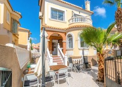 Casa-Chalet en Venta en Villamartin Alicante