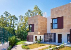 Casa de pueblo en Venta en Nueva Andalucia M?laga