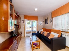 Casa en venta de 110 m2 en Avenida Bembrive, 36214, Vigo, (Pontevedra).