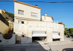 Casa en venta de 167 m? Calle Antoni Gaud?, 08105 Sant Fost de Campsentelles (Barcelona)
