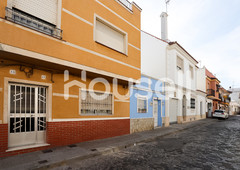 Casa en venta de 365 m?y parcela en Calle Teniente Miranda, 11201 Algeciras, C?diz.